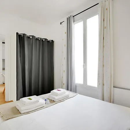 شقة Sejour Parisien Pour 4, Pres De Montmartre *