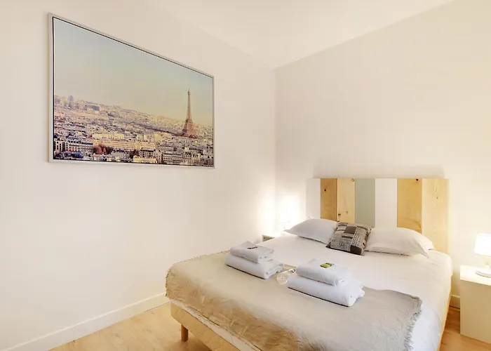 Apartamento Parisien Pour 4, Près De Montmartre *