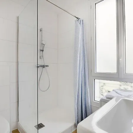 Newly Restored - Montmartre Apartament Paryż
